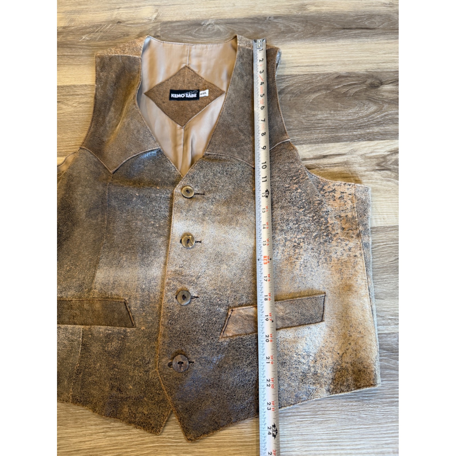 Kemo Sabe Mens Brown Distressed Leather Western Vest Embossed Size 44r — image 6 of 6